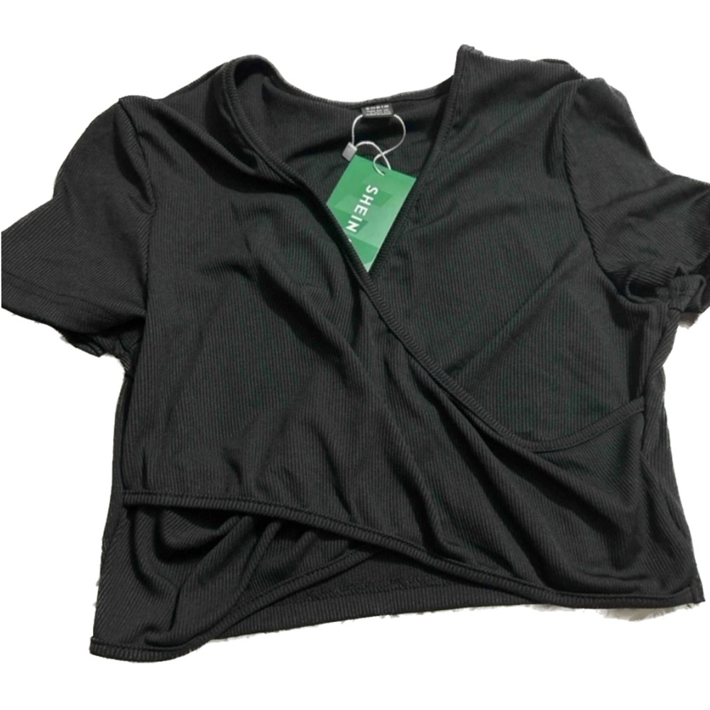 SHEIN Solid Wrap Cross Crop Top Tee - Picture 2 of 2